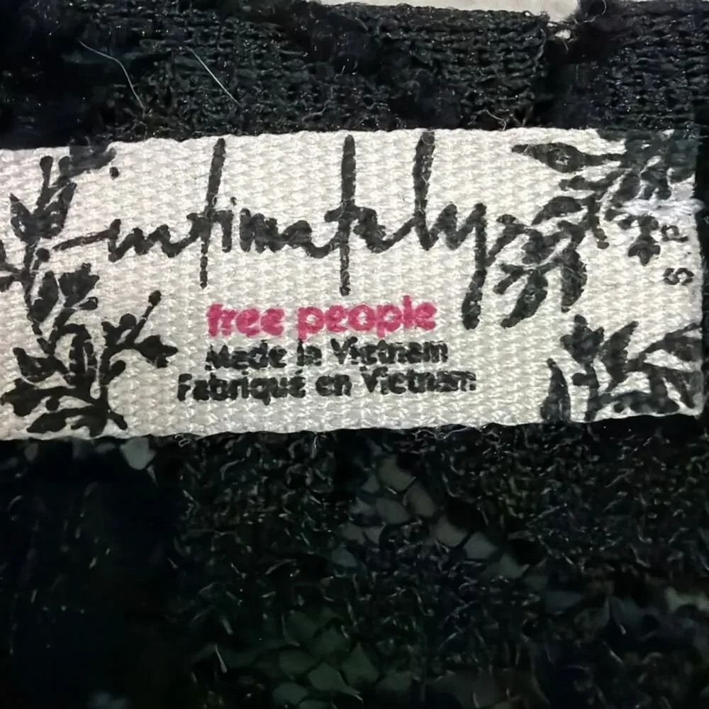 Intimately Free People Cloud Ride Floral Lace Crop Top Black SZ S Festival Boho